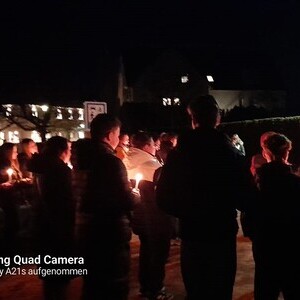 Vom Dunkel ins Licht